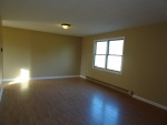 4 Front room 1.jpg