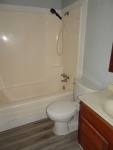 15 BATHROOM.JPG