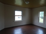 4 Front room.JPG