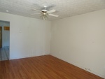 4 Frontroom.JPG