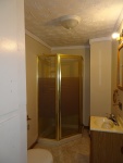 21 Bathroom 2 (upstairs).JPG